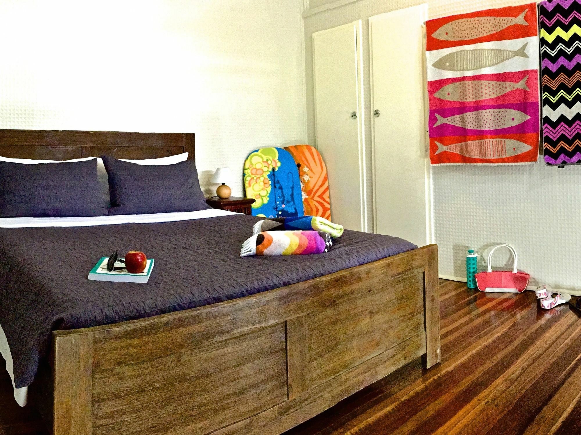 Five 3 Five Aparthotel Urangan Exterior foto